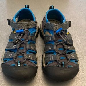 Keen Sandals Size 13